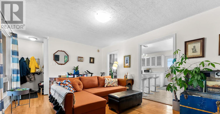 1318 Q Avenue, Ottawa, ON, K1G 0B6 - 6