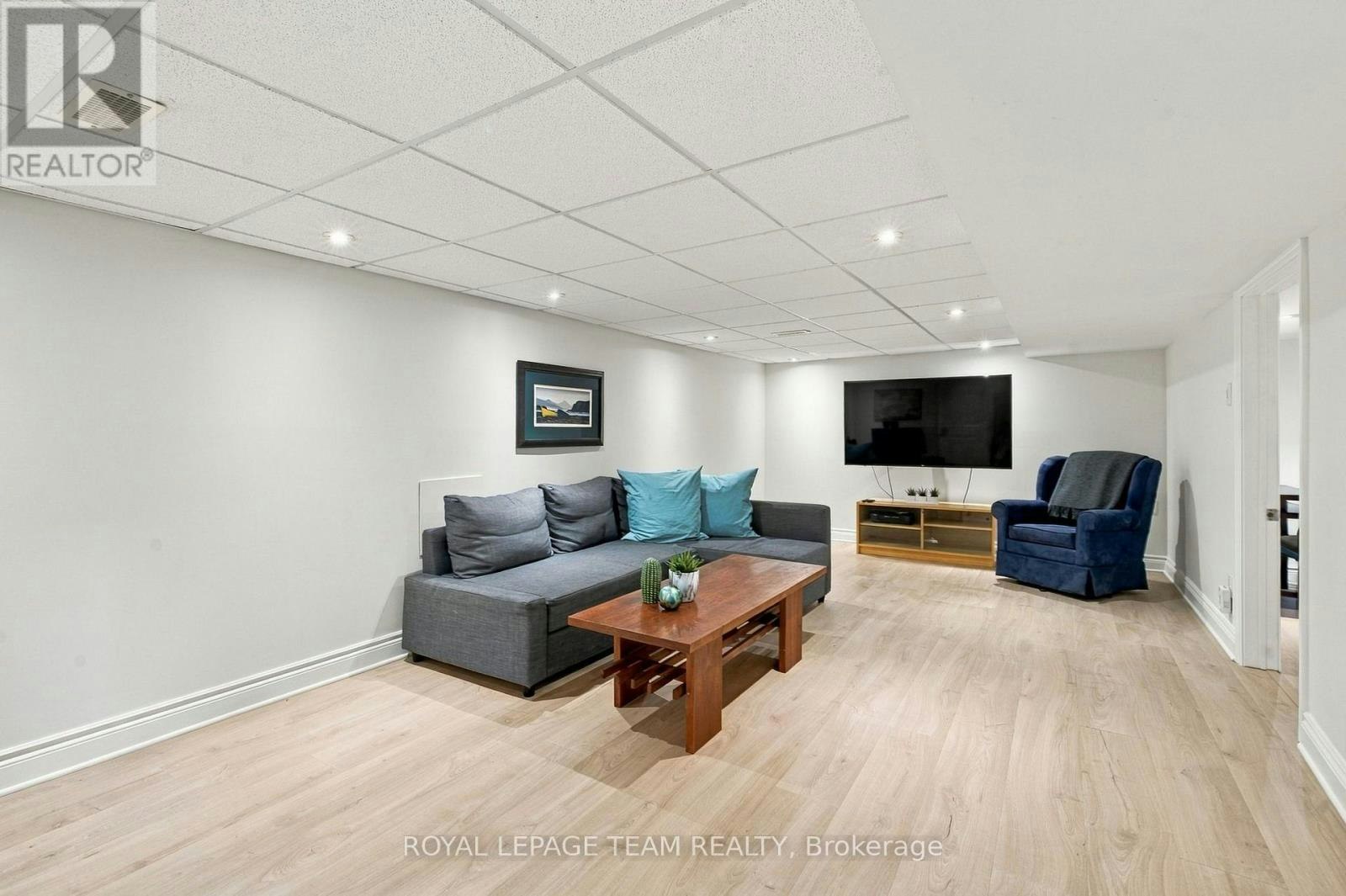 1377 Fontenay Crescent, Ottawa, ON, K1V 7K5 - 33