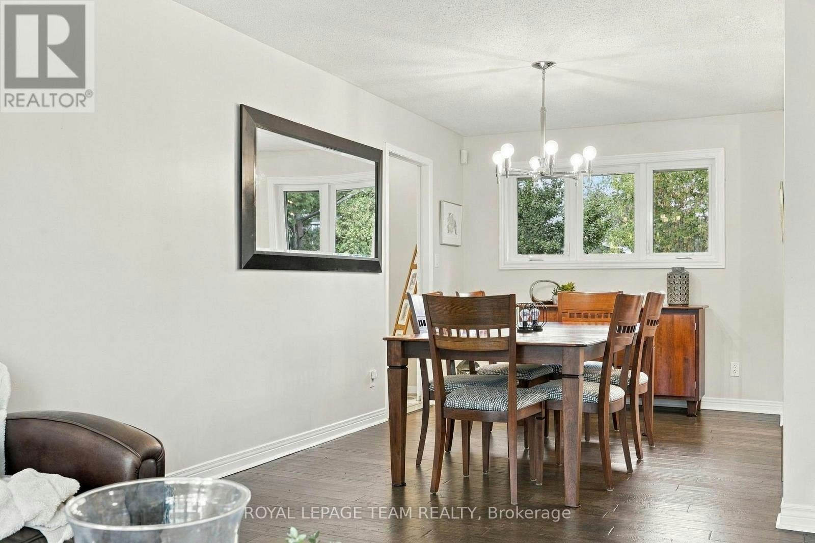 1377 Fontenay Crescent, Ottawa, ON, K1V 7K5 - 9
