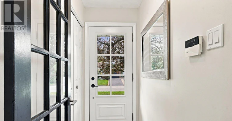 1377 Fontenay Crescent, Ottawa, ON, K1V 7K5 - 4