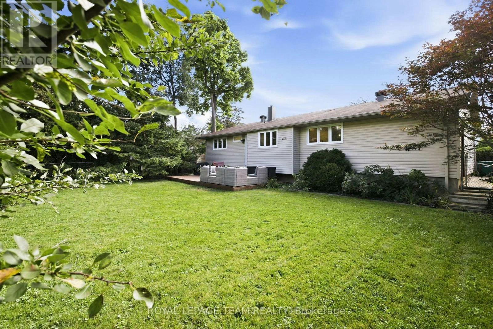 1377 Fontenay Crescent, Ottawa, ON, K1V 7K5 - 45