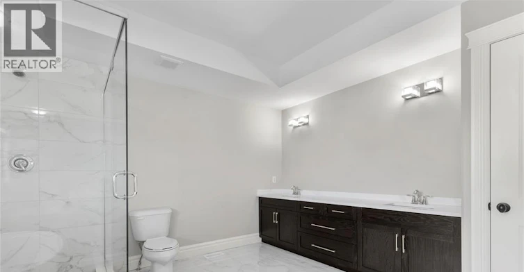 MAIN-8356 Annie, Amherstburg, ON, N0R 1J0 - 22