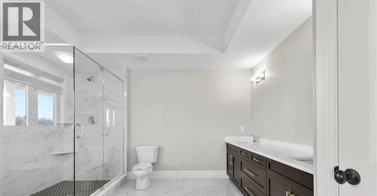 MAIN-8356 Annie, Amherstburg, ON, N0R 1J0 - 21