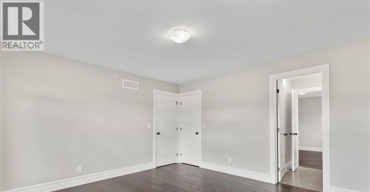 MAIN-8356 Annie, Amherstburg, ON, N0R 1J0 - 32