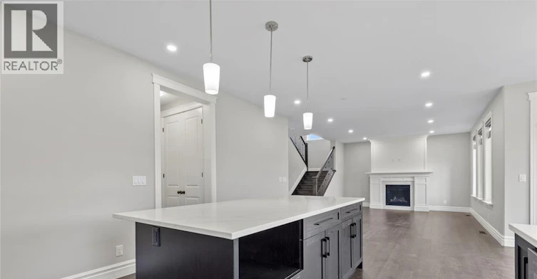 MAIN-8356 Annie, Amherstburg, ON, N0R 1J0 - 14