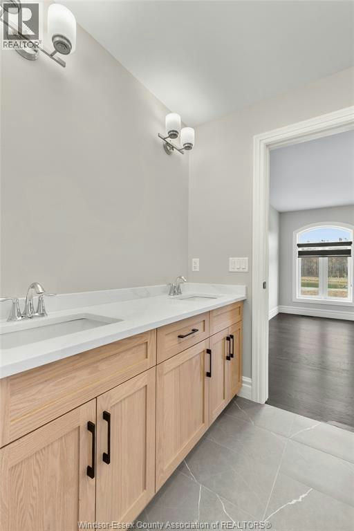 MAIN-8356 Annie, Amherstburg, ON, N0R 1J0 - 29