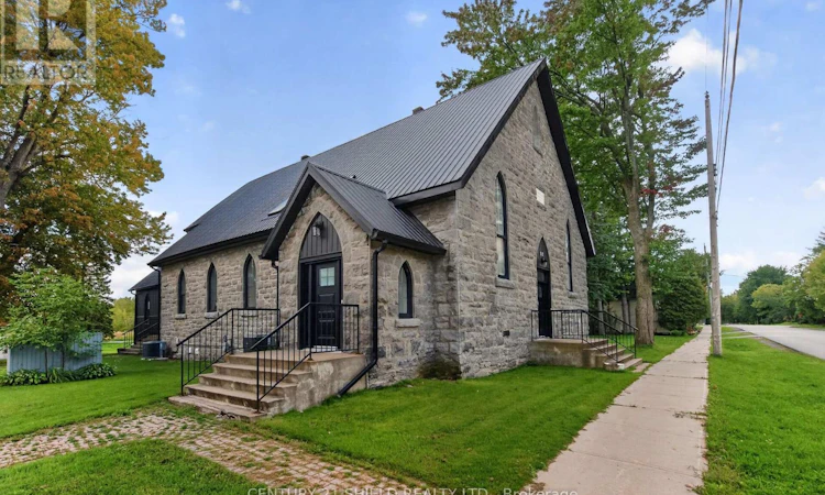 12 Maple Street