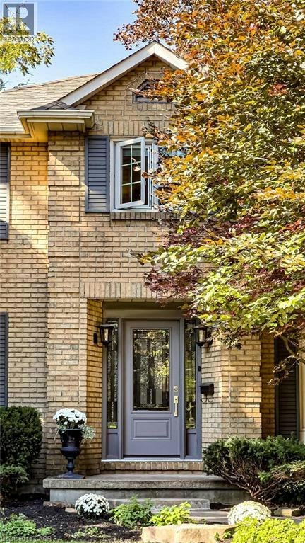 6 Cottonwood Court, Hamilton, ON, L9G 3W1