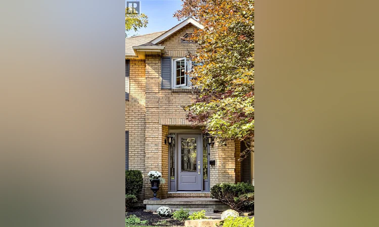 6 Cottonwood Court