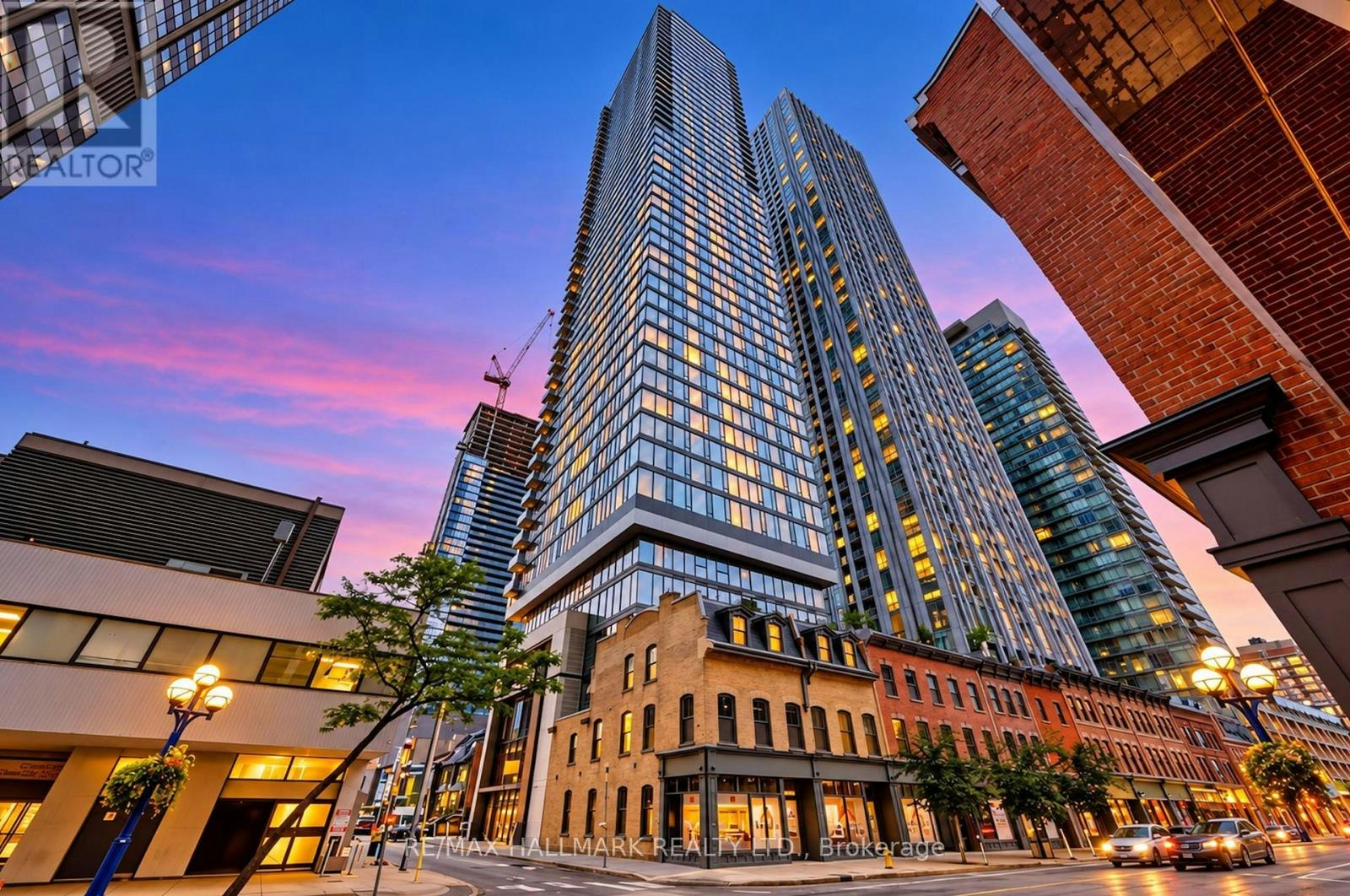 1402-8 Cumberland Street, Toronto, ON, M4W 0B6