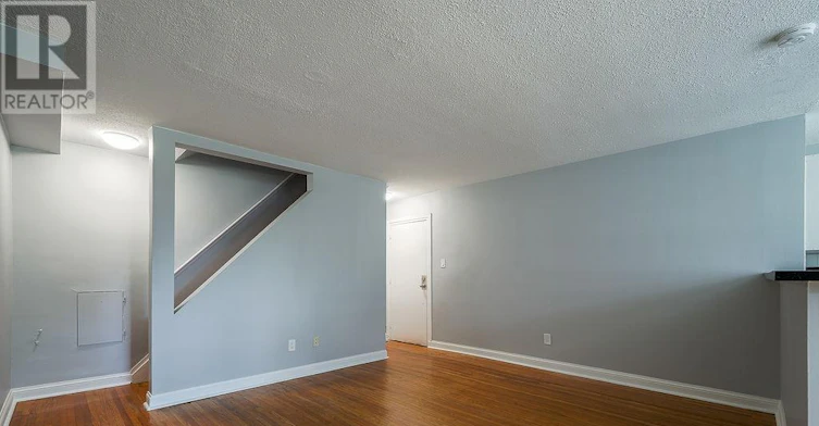 1-1346 Queen Street E, Toronto, ON, M4L 1C5 - 7