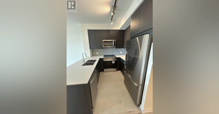 2423-3270 Sheppard Avenue E, Toronto, ON, M1T 3K3 - 5
