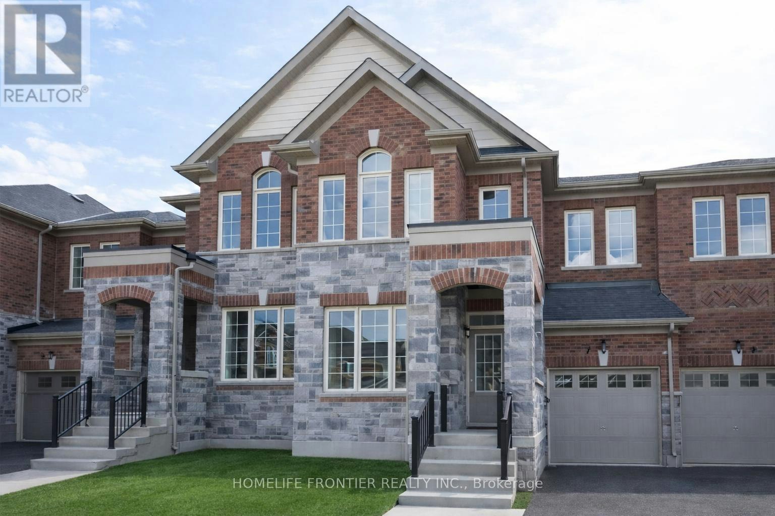 7 Frederick Pearson Street, East Gwillimbury, ON, L9N 0R9