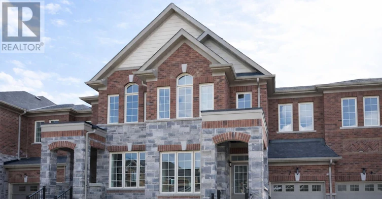 7 Frederick Pearson Street, East Gwillimbury, ON, L9N 0R9