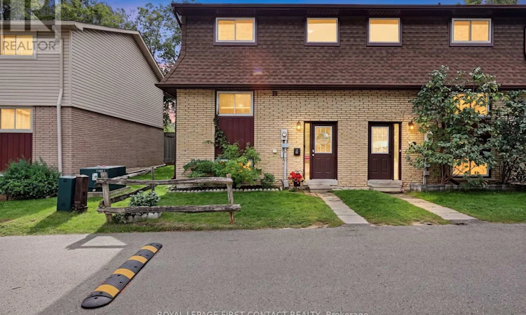 8-233 Innisfil Street