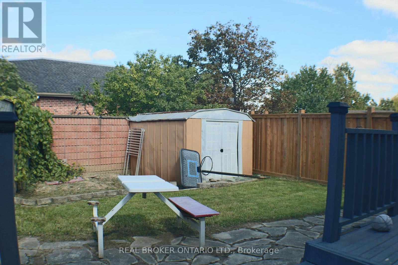 24 Fallen Oak Court, Brampton, ON, L6Y 3T5 - 25