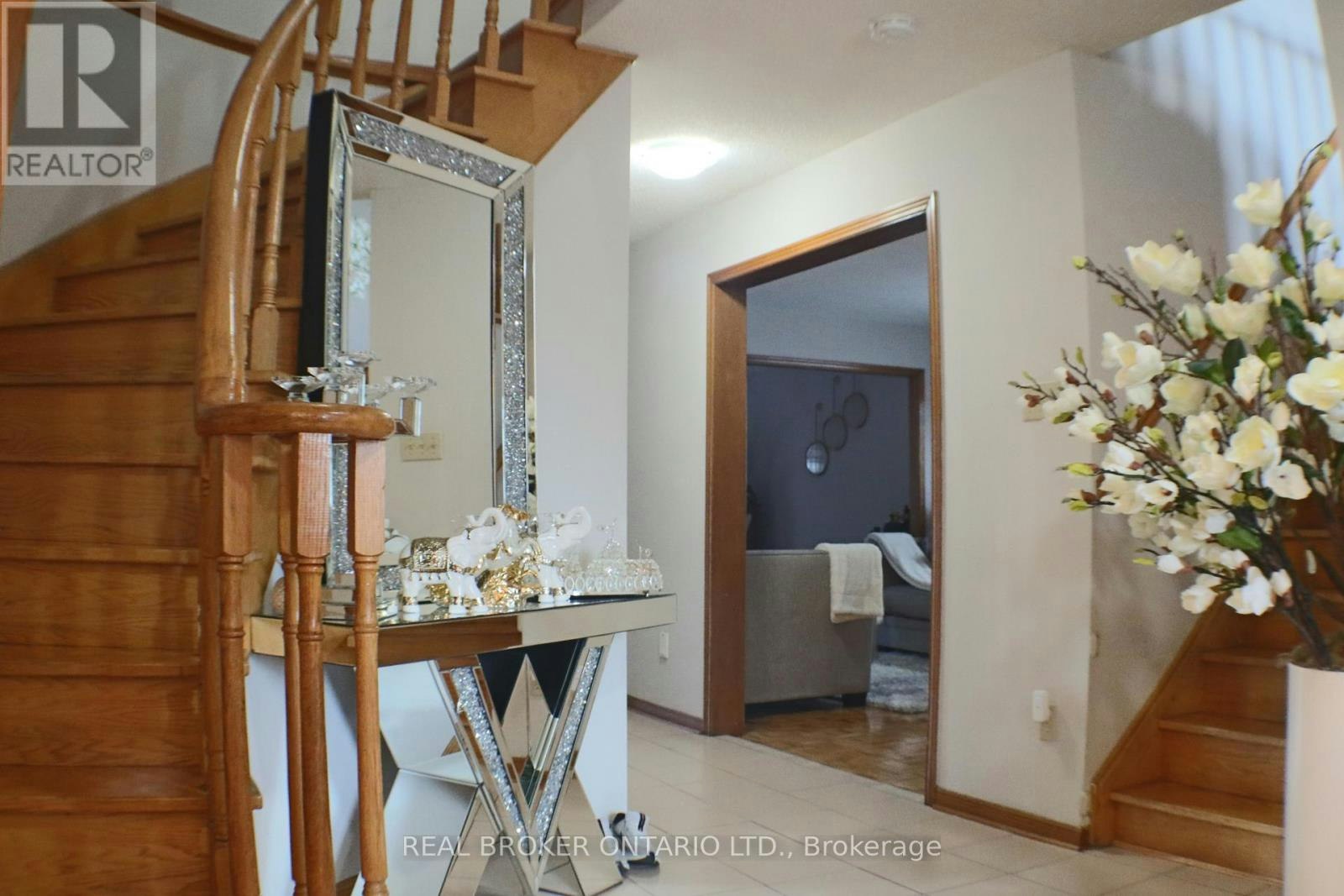 24 Fallen Oak Court, Brampton, ON, L6Y 3T5 - 6