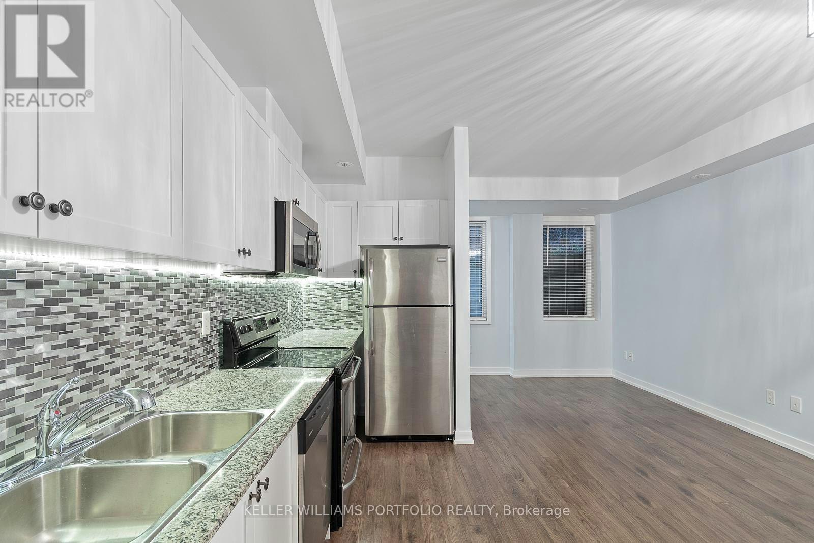 10-869 Wilson Avenue, Toronto, ON, M3K 0A4 - 11