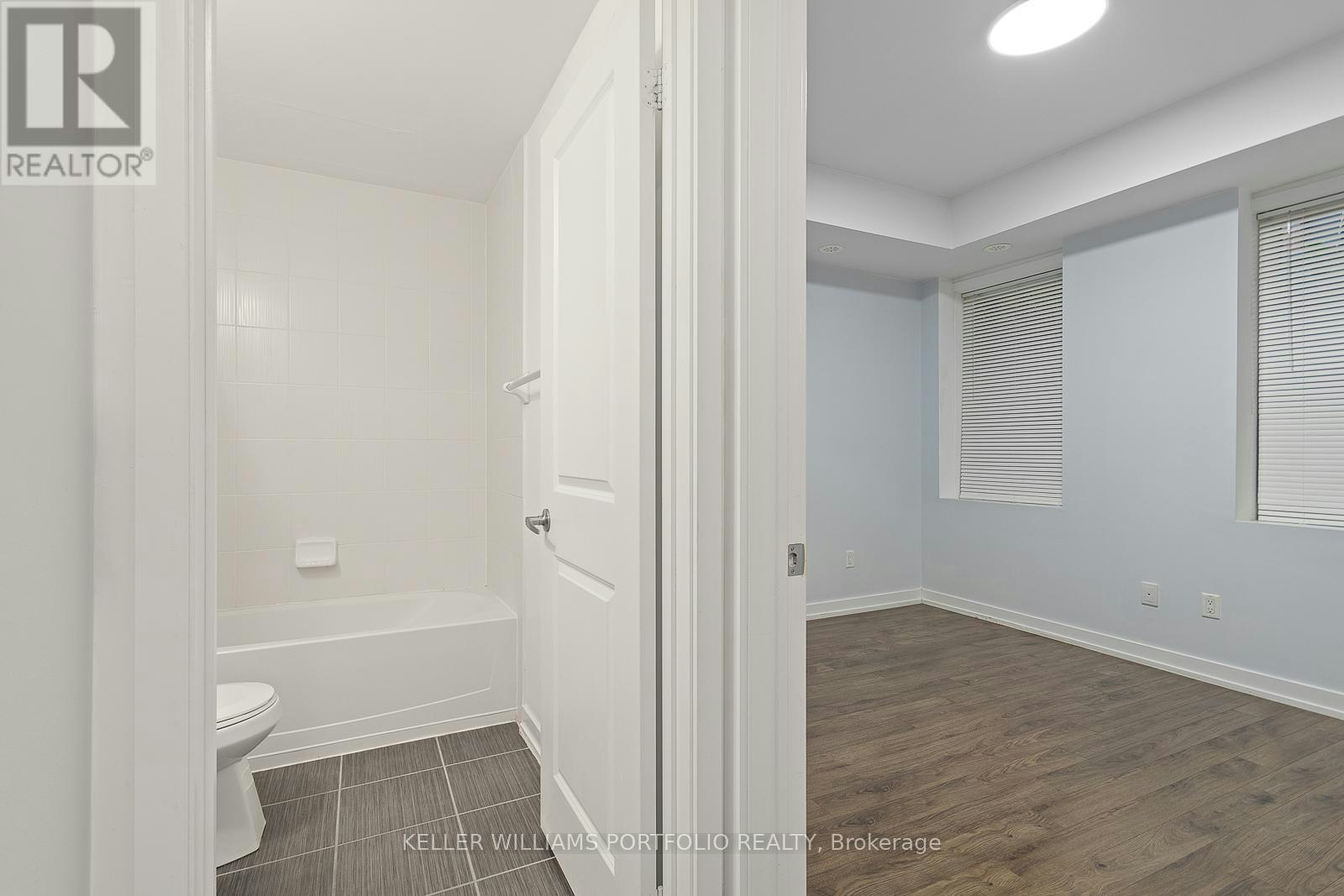 10-869 Wilson Avenue, Toronto, ON, M3K 0A4 - 17