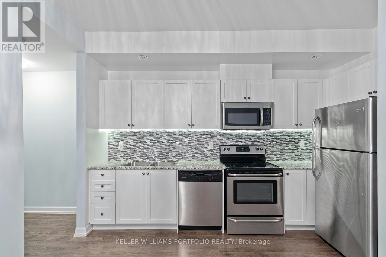 10-869 Wilson Avenue, Toronto, ON, M3K 0A4 - 13
