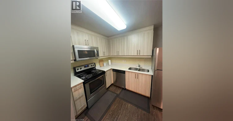 Tower B 603-158 King Street N, Waterloo, ON, N2J 2Y2 - 4