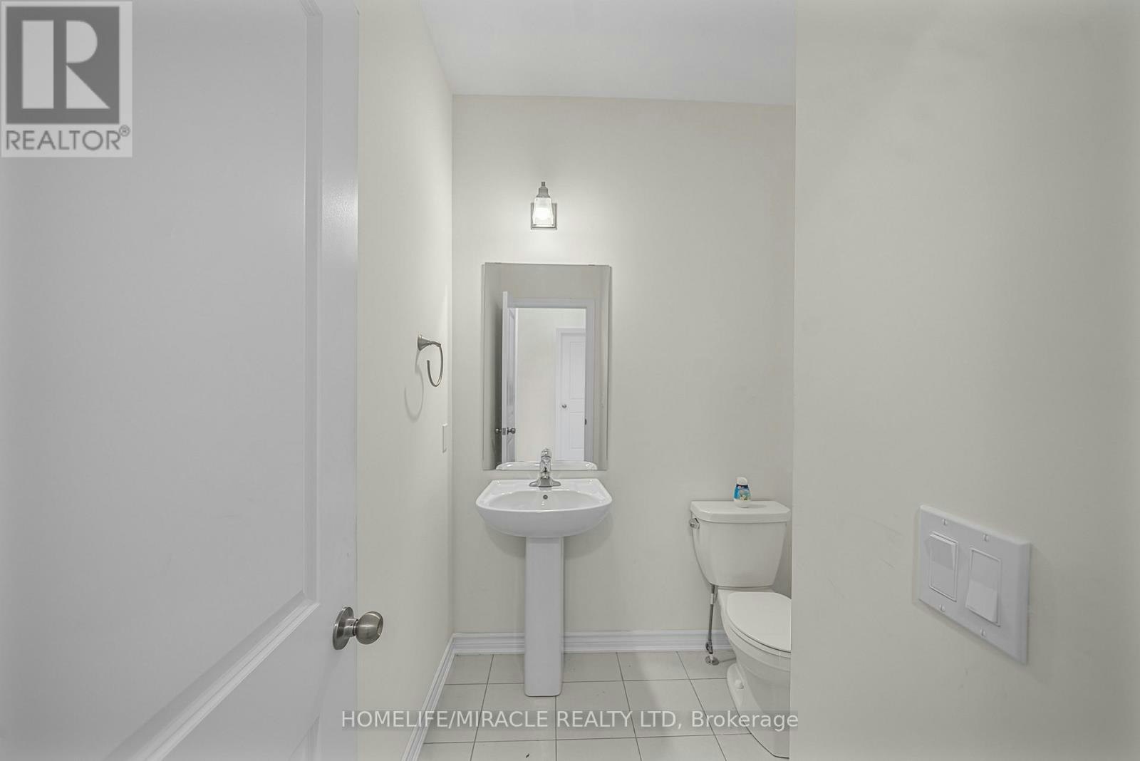 140 Country Club Drive, Loyalist, ON, K0H 1G0 - 7