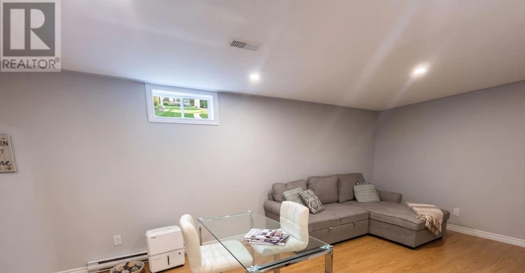 LOWER-640 Pinewood Drive, Peterborough, ON, K9K 1L2 - 5