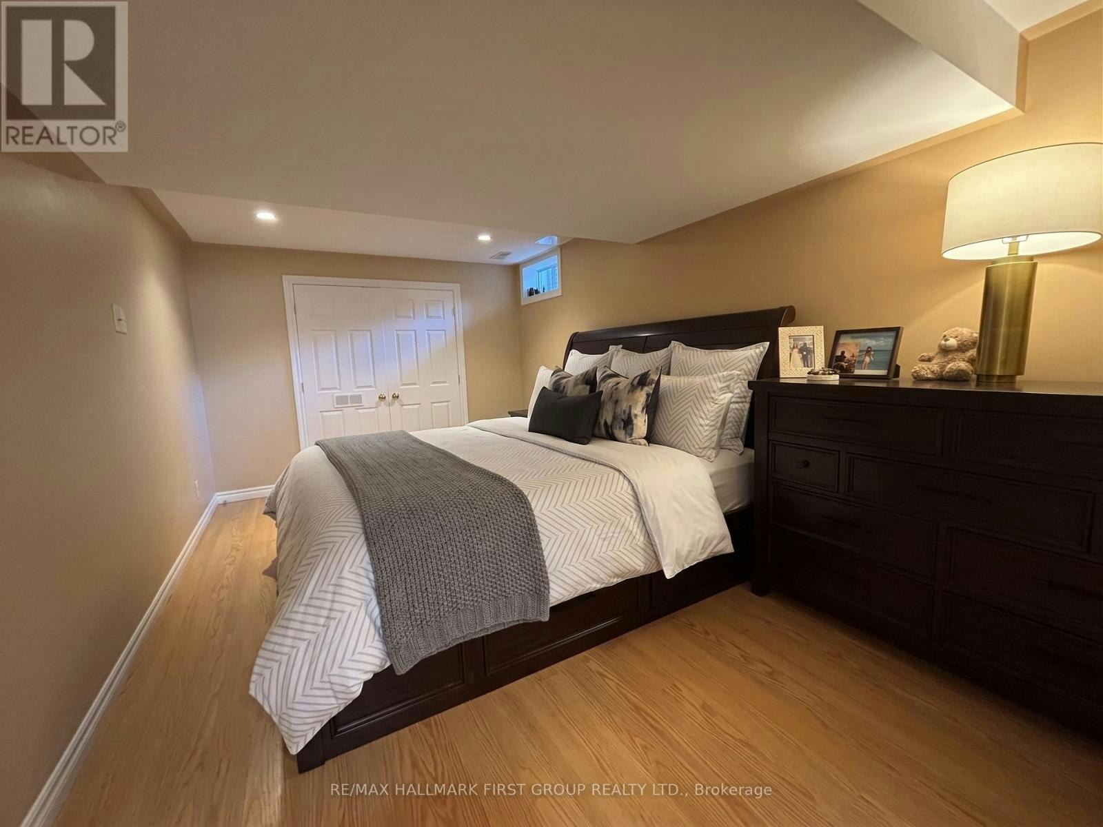 LOWER-640 Pinewood Drive, Peterborough, ON, K9K 1L2 - 2