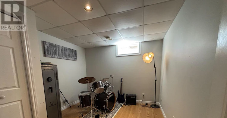 LOWER-640 Pinewood Drive, Peterborough, ON, K9K 1L2 - 4