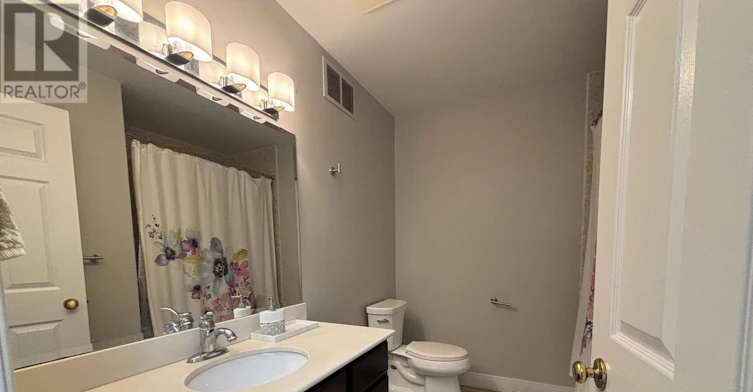 UPPER-640 Pinewood Drive, Peterborough, ON, K9K 1L2 - 9