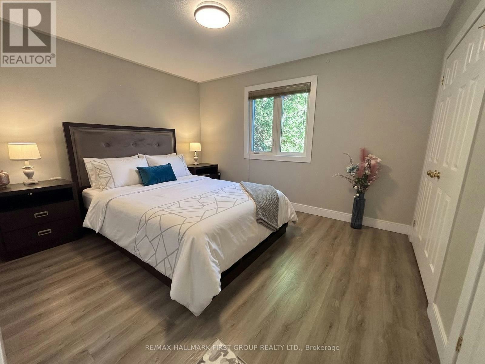 UPPER-640 Pinewood Drive, Peterborough, ON, K9K 1L2 - 12