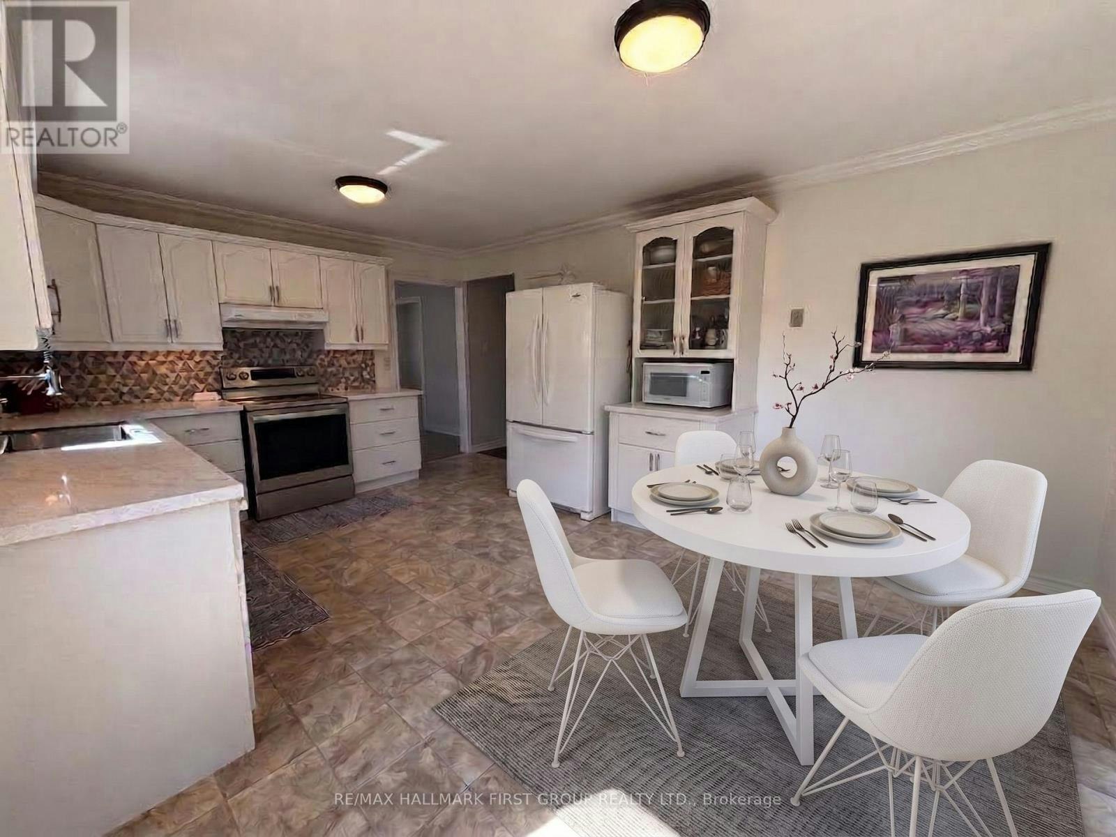 UPPER-640 Pinewood Drive, Peterborough, ON, K9K 1L2 - 8