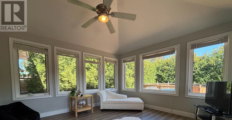 UPPER-640 Pinewood Drive, Peterborough, ON, K9K 1L2 - 16