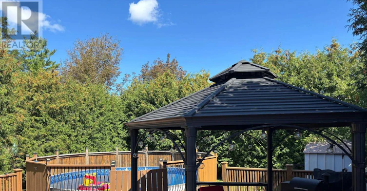 UPPER-640 Pinewood Drive, Peterborough, ON, K9K 1L2 - 20