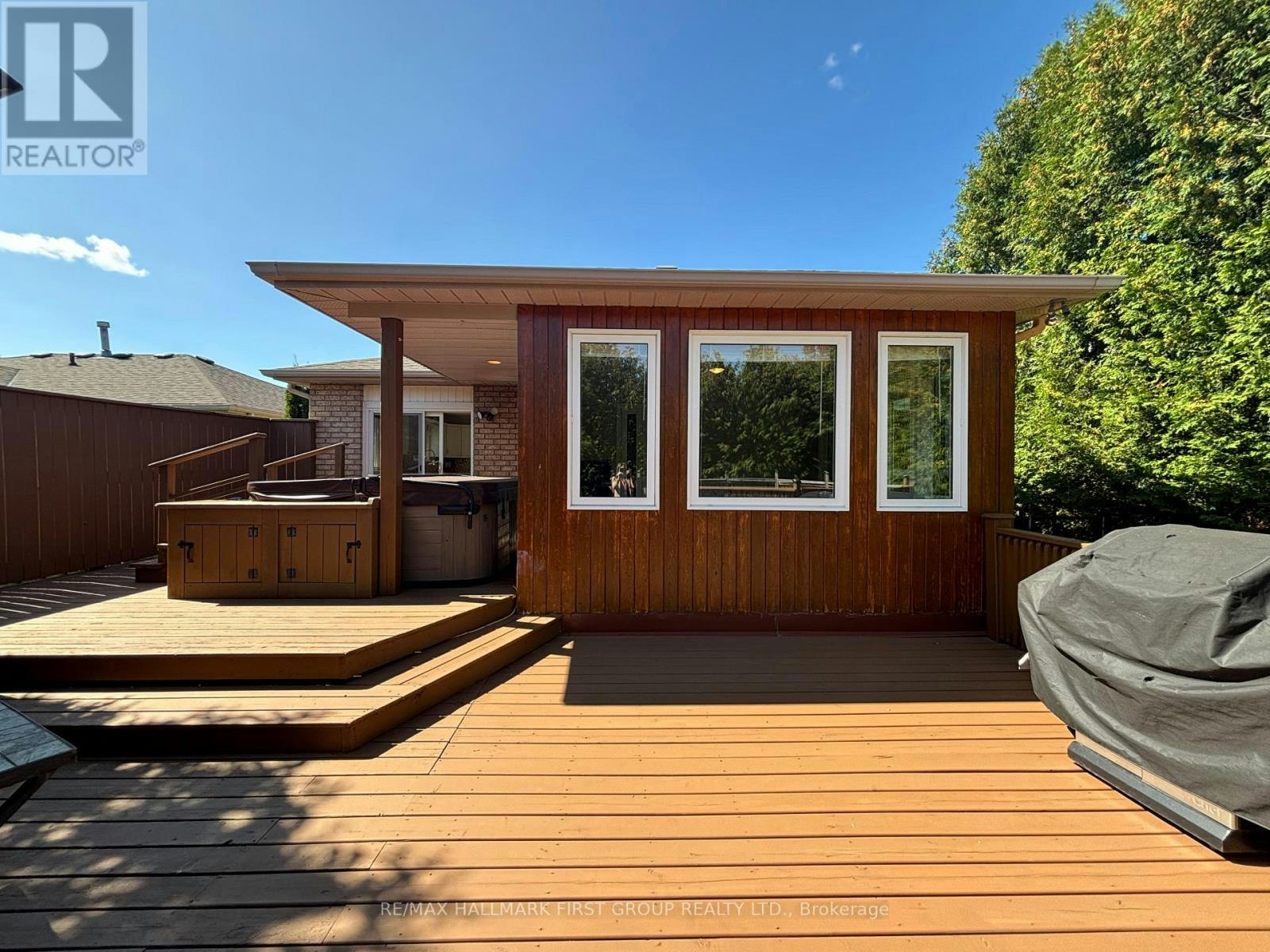 UPPER-640 Pinewood Drive, Peterborough, ON, K9K 1L2 - 23