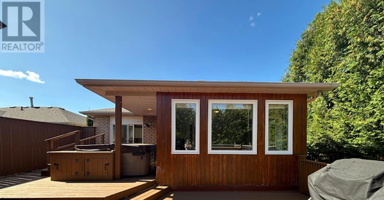 UPPER-640 Pinewood Drive, Peterborough, ON, K9K 1L2 - 23