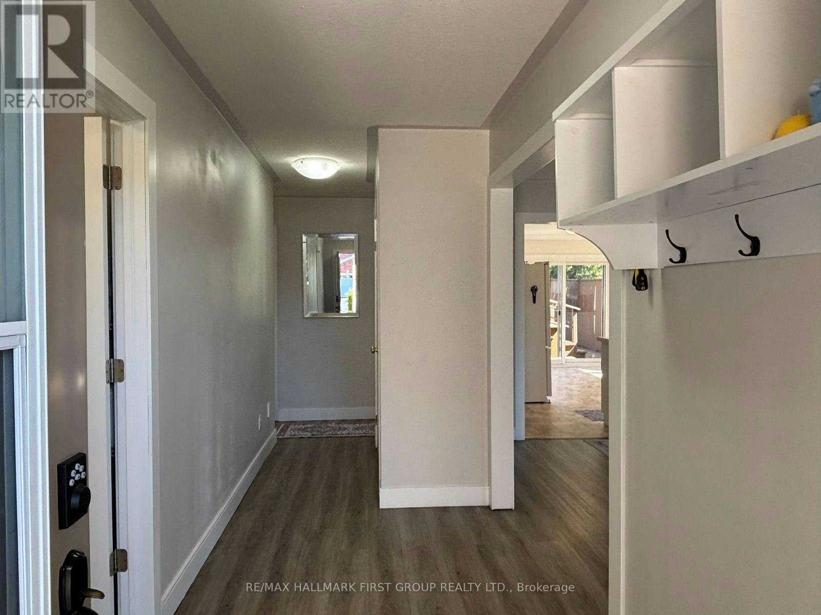 UPPER-640 Pinewood Drive, Peterborough, ON, K9K 1L2 - 3