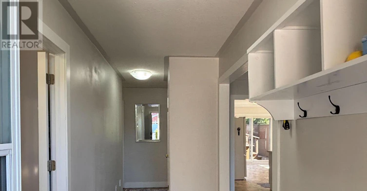 UPPER-640 Pinewood Drive, Peterborough, ON, K9K 1L2 - 3
