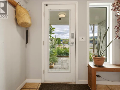 5301 27 Avenue - 4