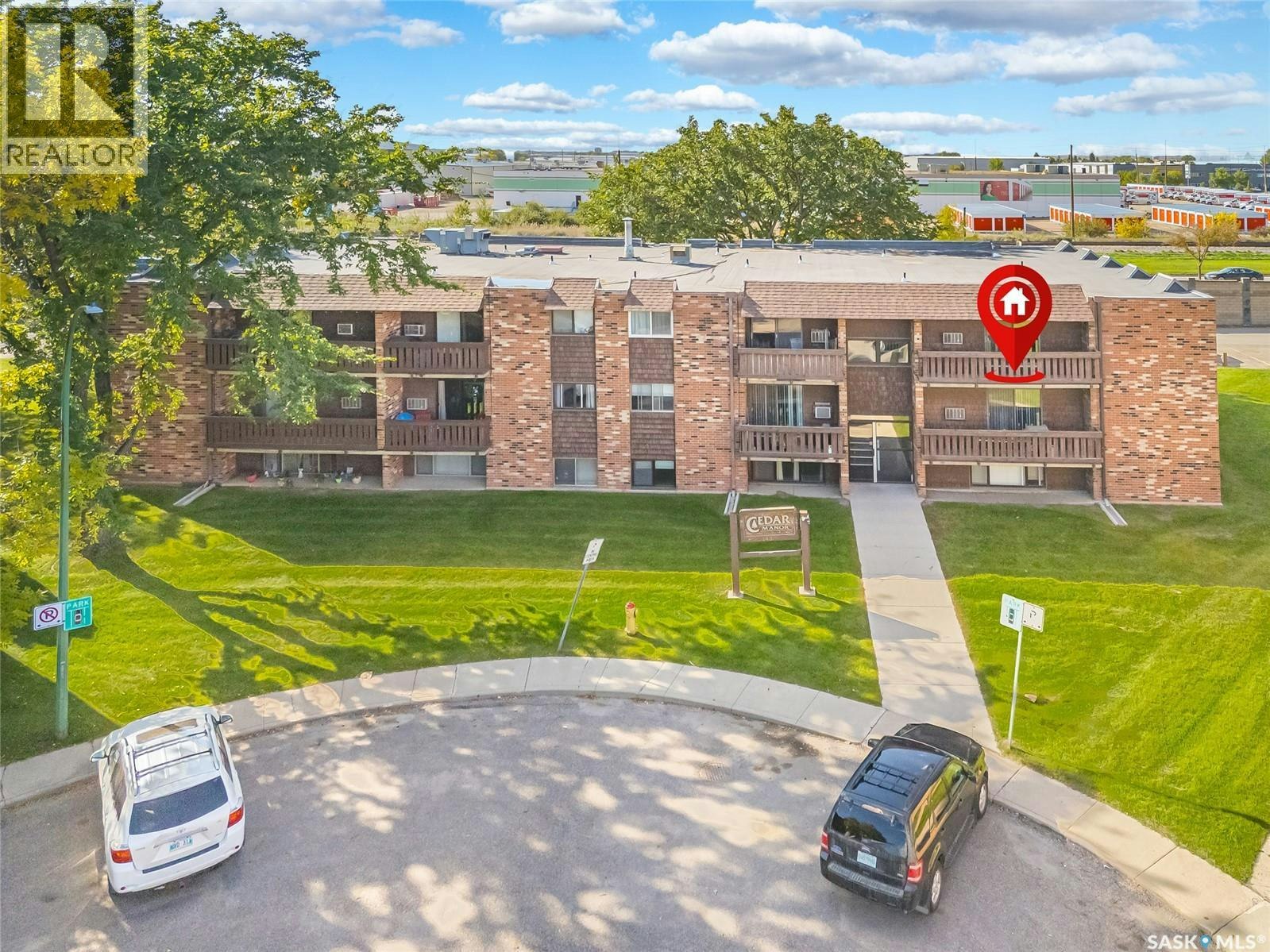 301-143 St Lawrence Court, Saskatoon, SK, S7K 4H3