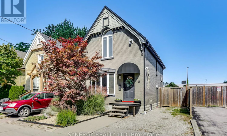 2 Erie Avenue