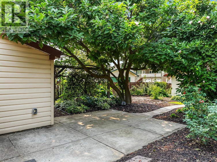 748 N Hollywood Road, Kelowna, BC, V1X 5Y7 - 31