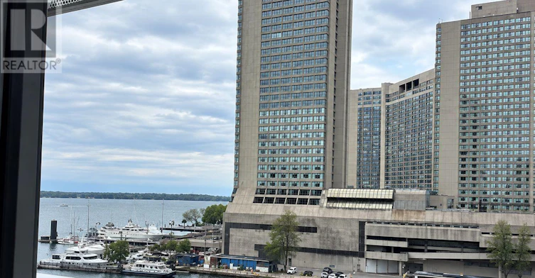 619-15 Queens Quay E, Toronto, ON, M5E 0C5 - 8