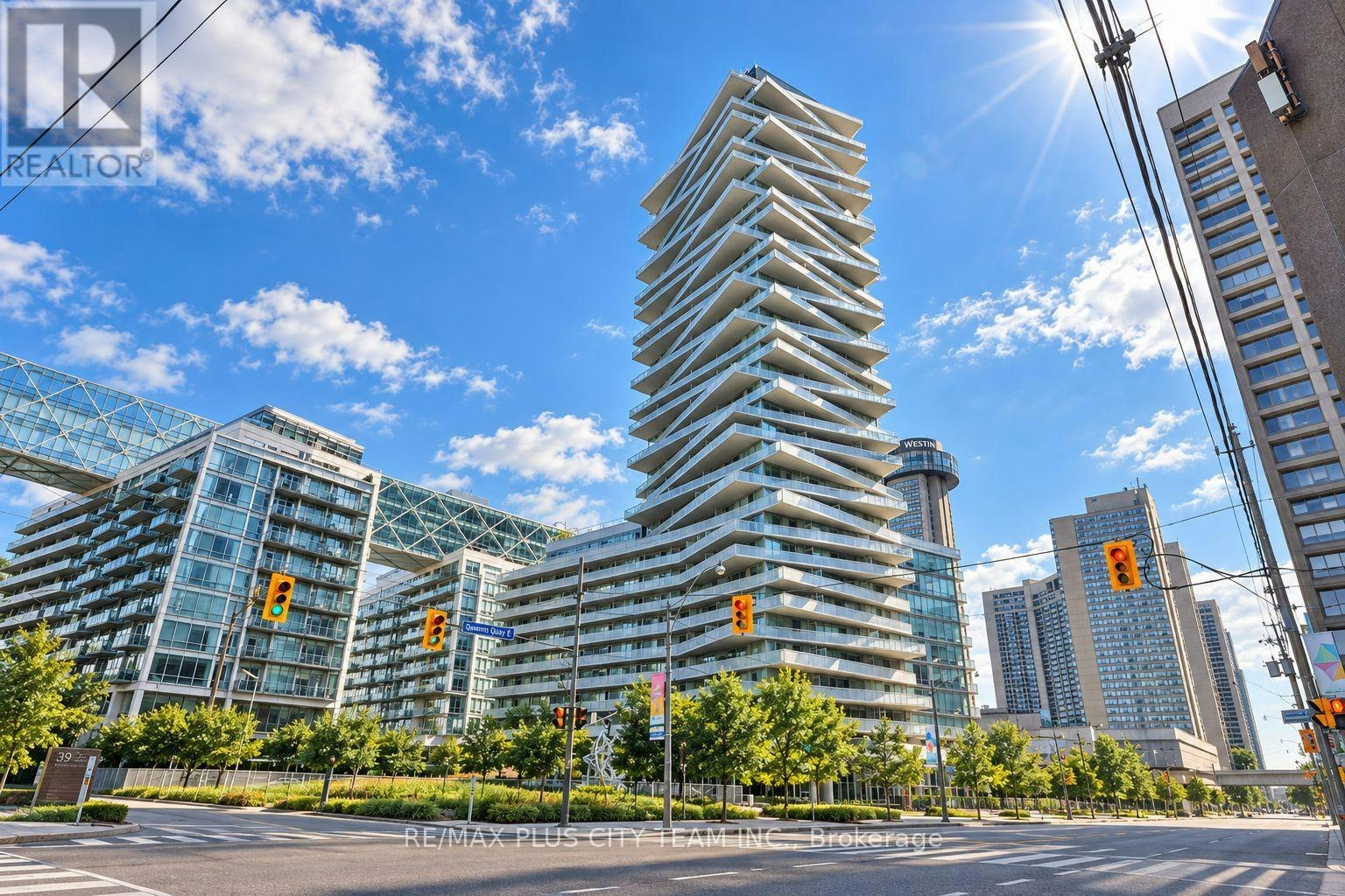 619-15 Queens Quay E, Toronto, ON, M5E 0C5