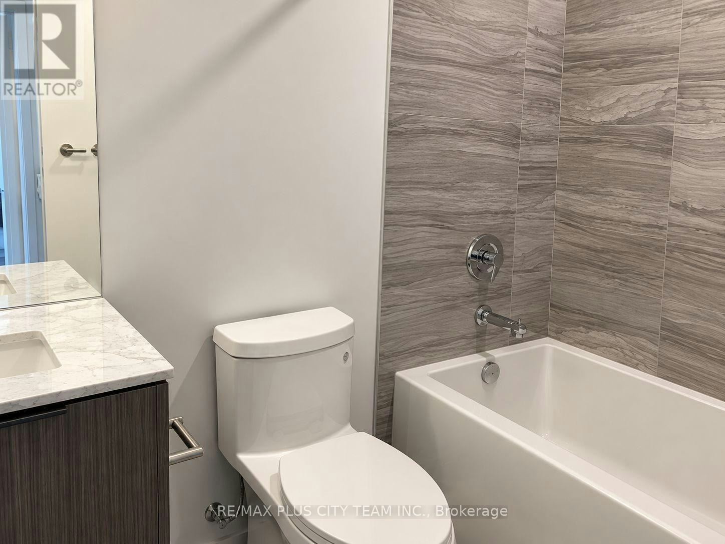 619-15 Queens Quay E, Toronto, ON, M5E 0C5 - 7