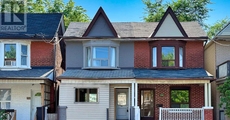 2ND FLOOR-792 Pape Avenue, Toronto, ON, M4K 3S7