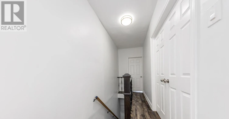 2ND FLOOR-792 Pape Avenue, Toronto, ON, M4K 3S7 - 13