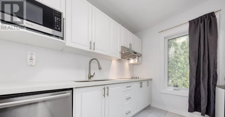 2ND FLOOR-792 Pape Avenue, Toronto, ON, M4K 3S7 - 6