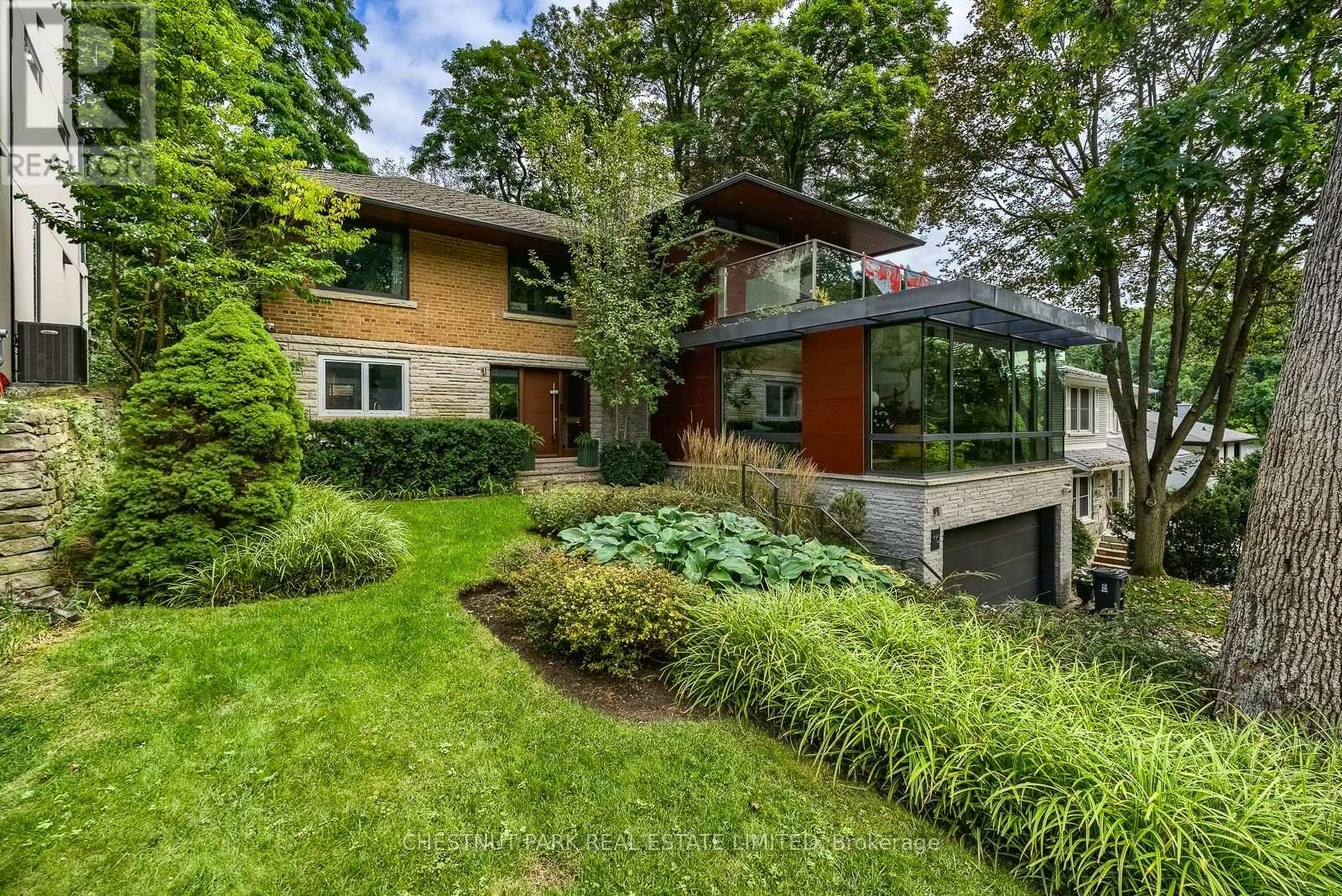 16 Fallingbrook Wood, Toronto, ON, M1N 1B8
