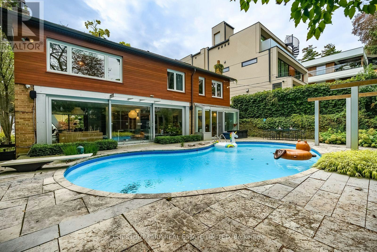 16 Fallingbrook Wood, Toronto, ON, M1N 1B8 - 47